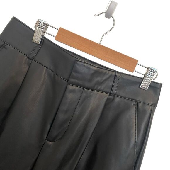 Banana Republic Black High Rise Pleated Faux Leather Pants Size 0 - Picture 3 of 8